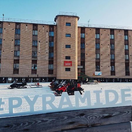 Hotel Pyramiden Exterior photo